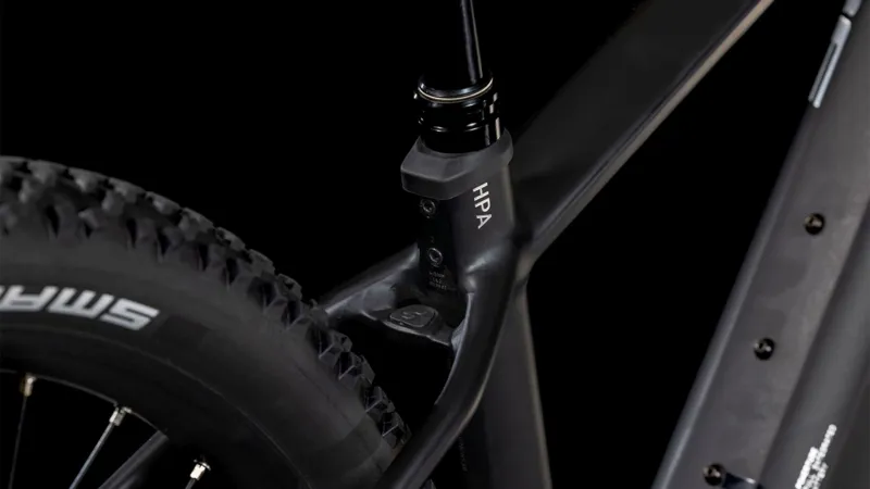 Cube Reaction Hybrid Race 800 E-MTB in Black/Metal-2